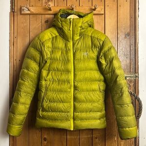 Arc’teryx Cerium SV Men’s Size Small (Women’s Medium)